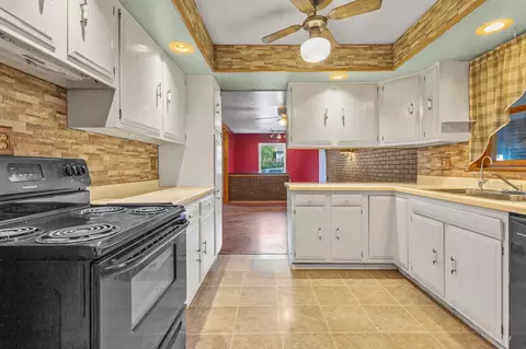 5404 N 425, Rolling Prairie, IN 46371 photo 19