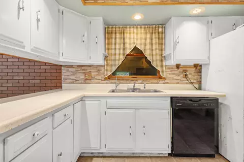 5404 N 425, Rolling Prairie, IN 46371 photo 17