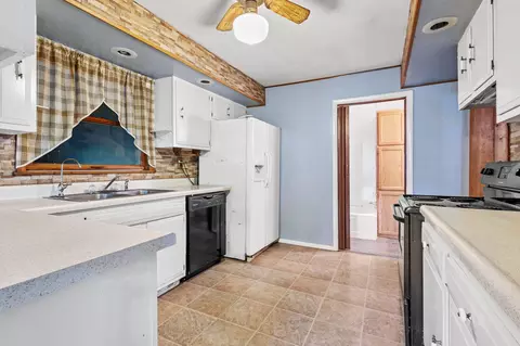 5404 N 425, Rolling Prairie, IN 46371 photo 16