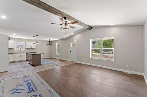 162 E Pine St, Wheatfield, IN 46392 photo 4