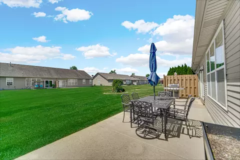 940 Flagstone Dr, Dyer, IN 46311 photo 18