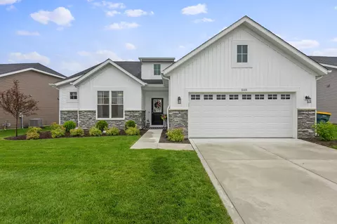 3103 Greenview Dr, Valparaiso, IN 46385 photo 1