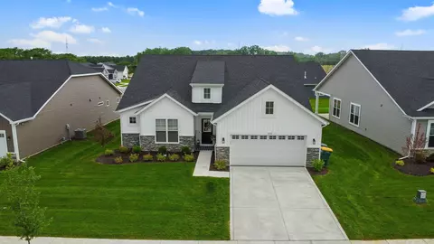 3103 Greenview Dr, Valparaiso, IN 46385 photo 4