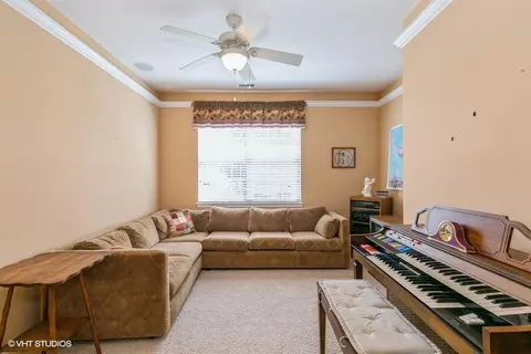 976 Flagstone Dr, Dyer, IN 46311 photo 9