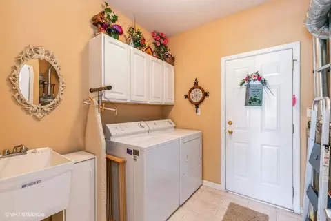 976 Flagstone Dr, Dyer, IN 46311 photo 20