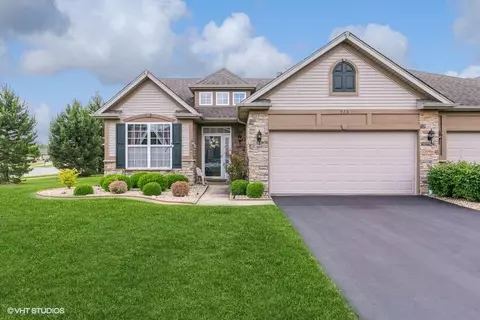976 Flagstone Dr, Dyer, IN 46311 photo 1
