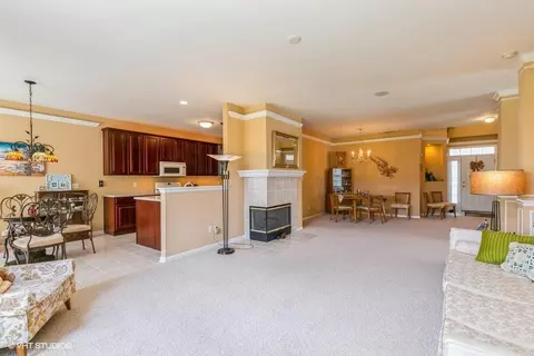 976 Flagstone Dr, Dyer, IN 46311 photo 5