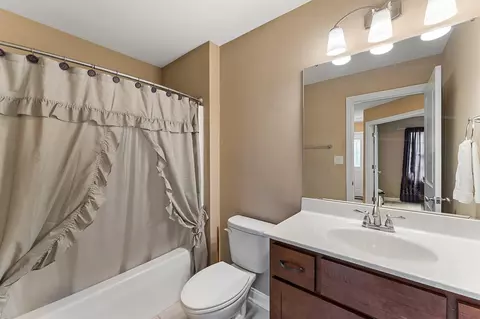 Bath - 9458 W 107th Ln, Saint John, IN 46373 photo 2 of 2
