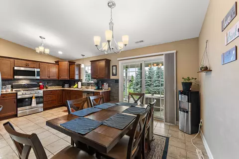 Dining - 9458 W 107th Ln, Saint John, IN 46373 photo 1 of 2