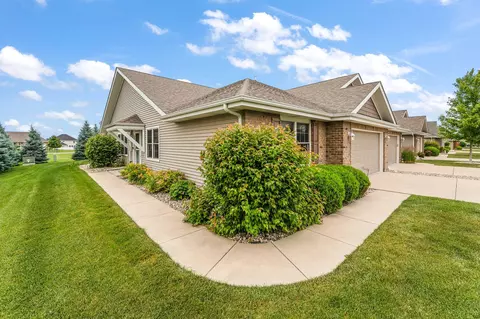 Exterior - 9458 W 107th Ln, Saint John, IN 46373 photo 3 of 7