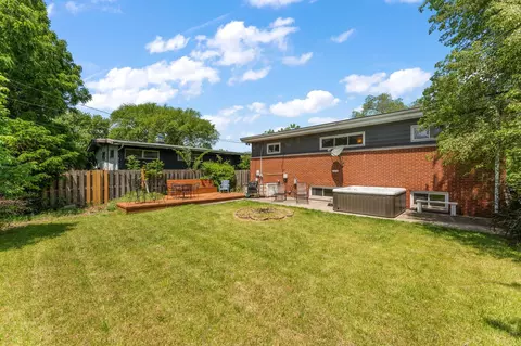 Exterior - 7001 Ash Pl, Gary, IN 46403 photo 3 of 10