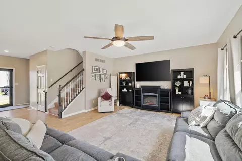 17113 Adams Dr, Lowell, IN 46356 photo 5