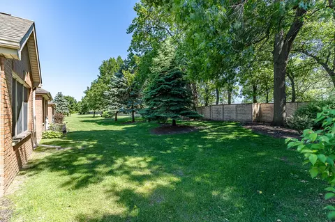 1738 Windfield Dr, Munster, IN 46321 photo 24