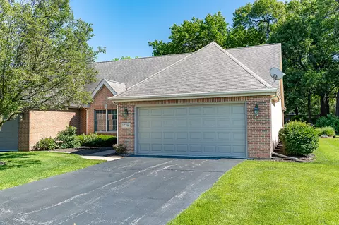 1738 Windfield Dr, Munster, IN 46321 photo 4