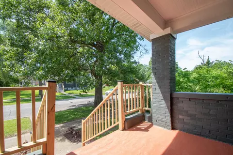 437 Mount St, Gary, IN 46406 photo 6