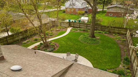 8350 Baring Ave, Munster, IN 46321 photo 22