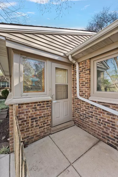 8350 Baring Ave, Munster, IN 46321 photo 18