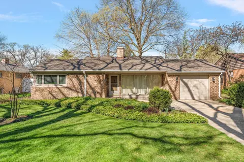 8350 Baring Ave, Munster, IN 46321 photo 1