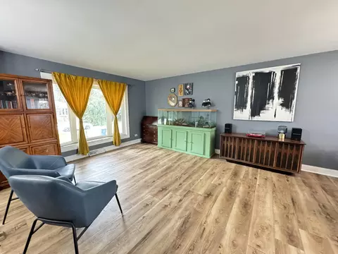 749 N Elmer St, Griffith, IN 46319 photo 4