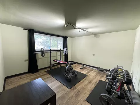 749 N Elmer St, Griffith, IN 46319 photo 5