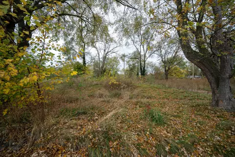 1028 Hamilton Pl, Gary, IN 46403 photo 3
