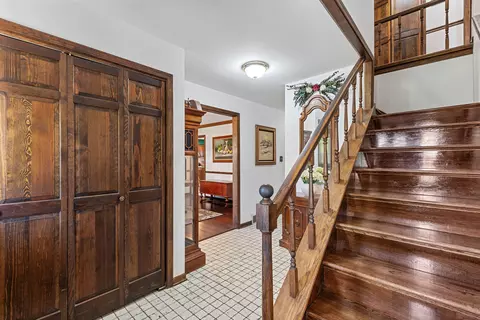 2560 Perry Ct, Dyer, IN 46311 photo 21