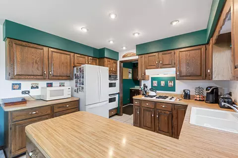 2560 Perry Ct, Dyer, IN 46311 photo 12
