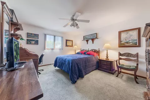 2560 Perry Ct, Dyer, IN 46311 photo 24