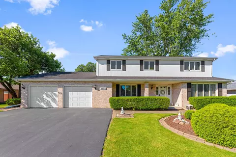 2560 Perry Ct, Dyer, IN 46311 photo 1