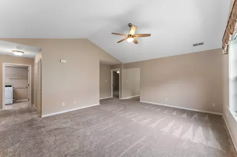 6922 Tompkins Ct, Griffith, IN 46319 photo 6