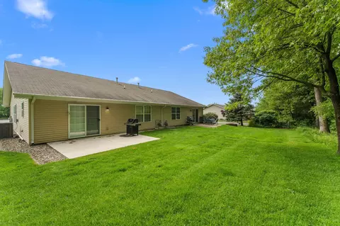 6922 Tompkins Ct, Griffith, IN 46319 photo 18