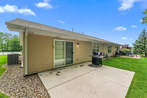 6922 Tompkins Ct, Griffith, IN 46319 photo 17