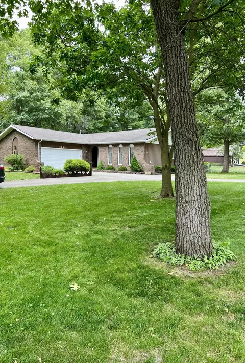 Exterior - 6862 Tranquility Dr, De Motte, IN 46310 photo 2 of 3
