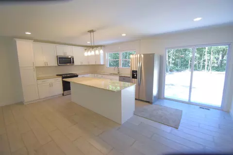 3672 Quail Run Dr, Wheatfield, IN 46392 photo 5