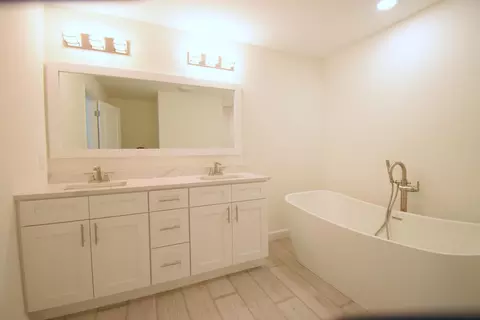 3672 Quail Run Dr, Wheatfield, IN 46392 photo 14