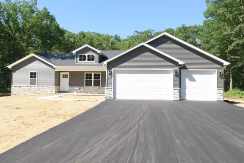 3672 Quail Run Dr, Wheatfield, IN 46392 photo 1