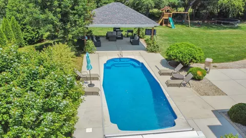 119 E Junco Dr, Kouts, IN 46347 photo 7