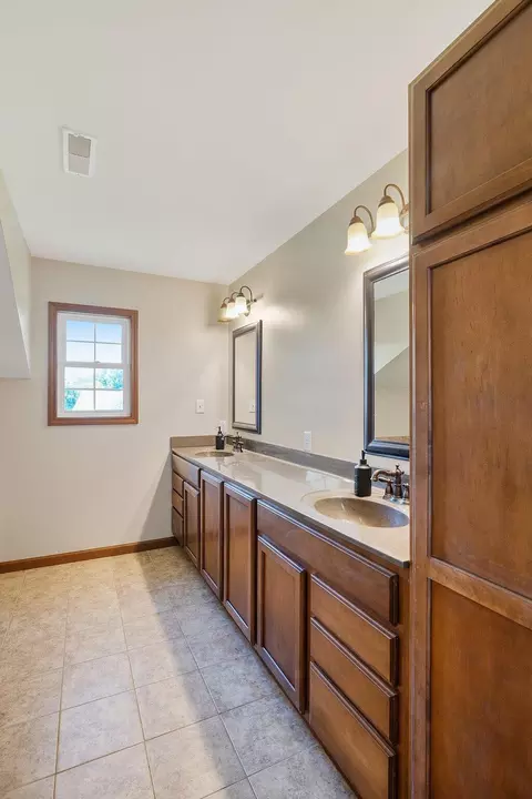 119 E Junco Dr, Kouts, IN 46347 photo 28