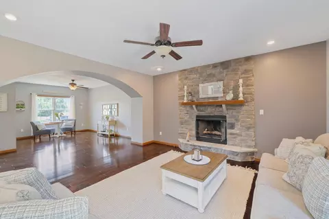 119 E Junco Dr, Kouts, IN 46347 photo 18