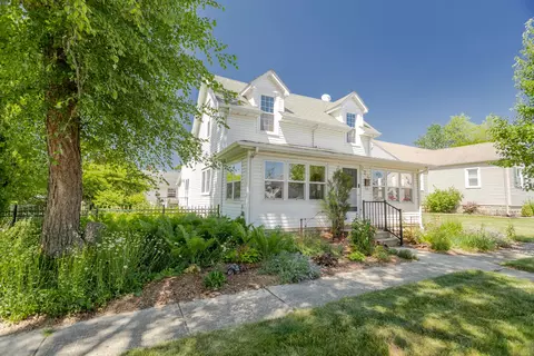 224 W Warner St, Rensselaer, IN 47978