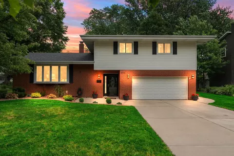 8511 Forest Ave, Munster, IN 46321 photo 1