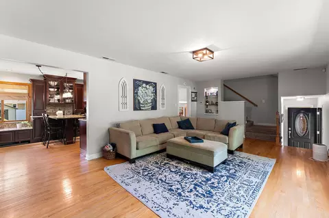 8511 Forest Ave, Munster, IN 46321 photo 11