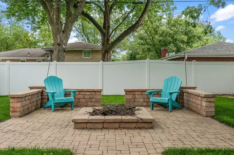 8511 Forest Ave, Munster, IN 46321 photo 6