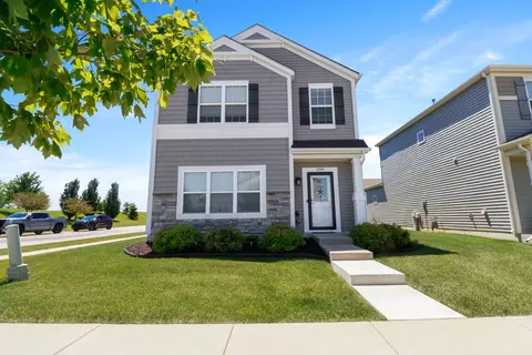 1069 E 116th Pl, Crown Point, IN 46307 photo 3