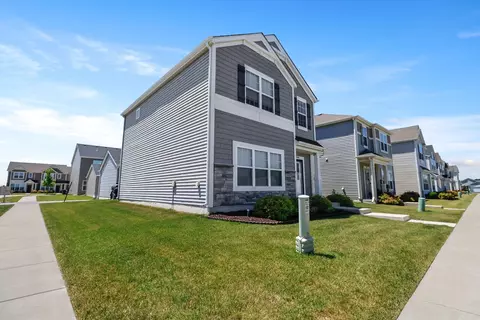 1069 E 116th Pl, Crown Point, IN 46307 photo 2