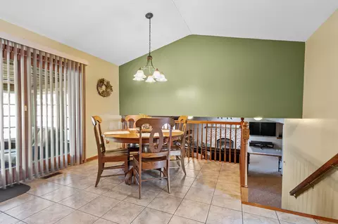 640 Forest Ave, Griffith, IN 46319 photo 12