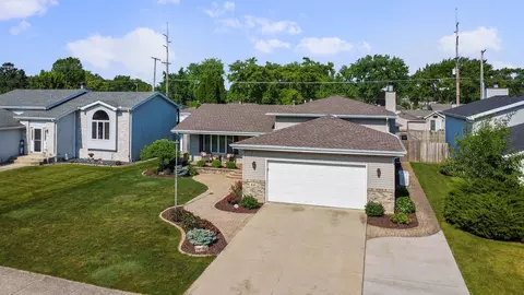 640 Forest Ave, Griffith, IN 46319 photo 2