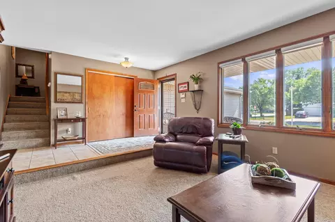 640 Forest Ave, Griffith, IN 46319 photo 9
