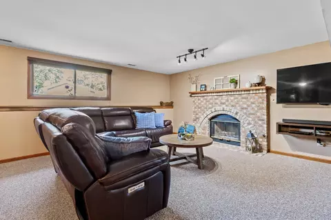 640 Forest Ave, Griffith, IN 46319 photo 18