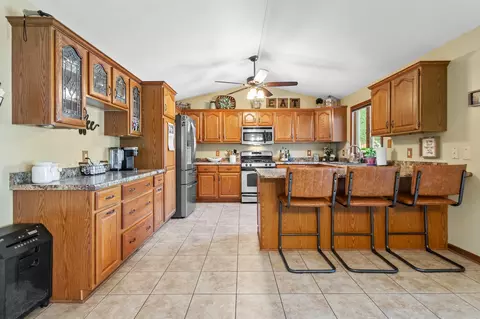 640 Forest Ave, Griffith, IN 46319 photo 10